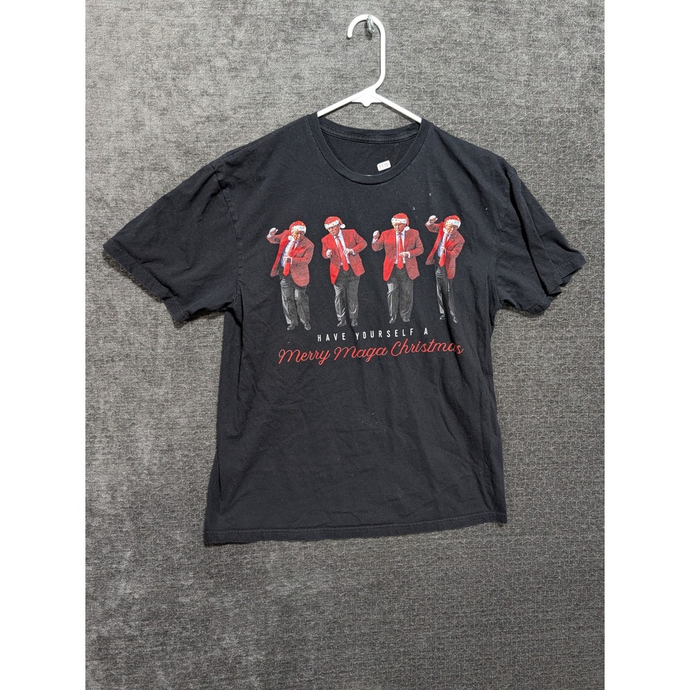 Donald Trump Merry Maga Christmas Graphic T-Shirt Black Short Sleeve Small